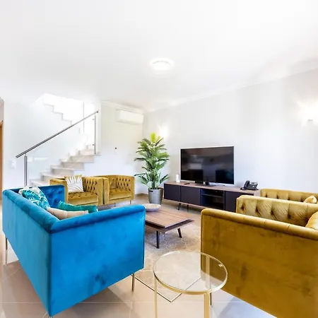 Casa Malhotra at Boa Vista Golf Resort, Bayview Village