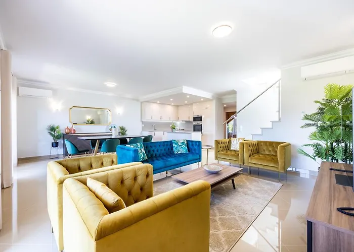 Casa Malhotra at Boa Vista Golf Resort, Bayview Village 別荘 ラゴス